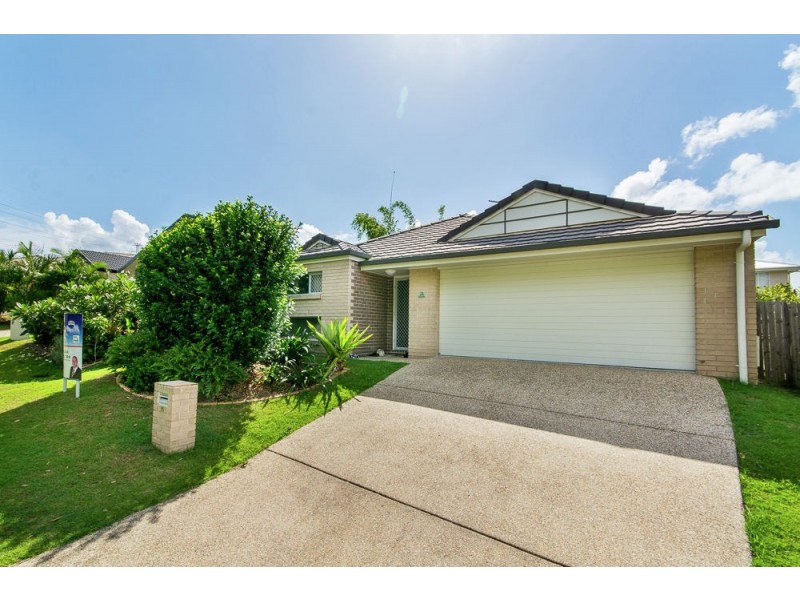 15 Stirling Esplanade, Griffin QLD 4503