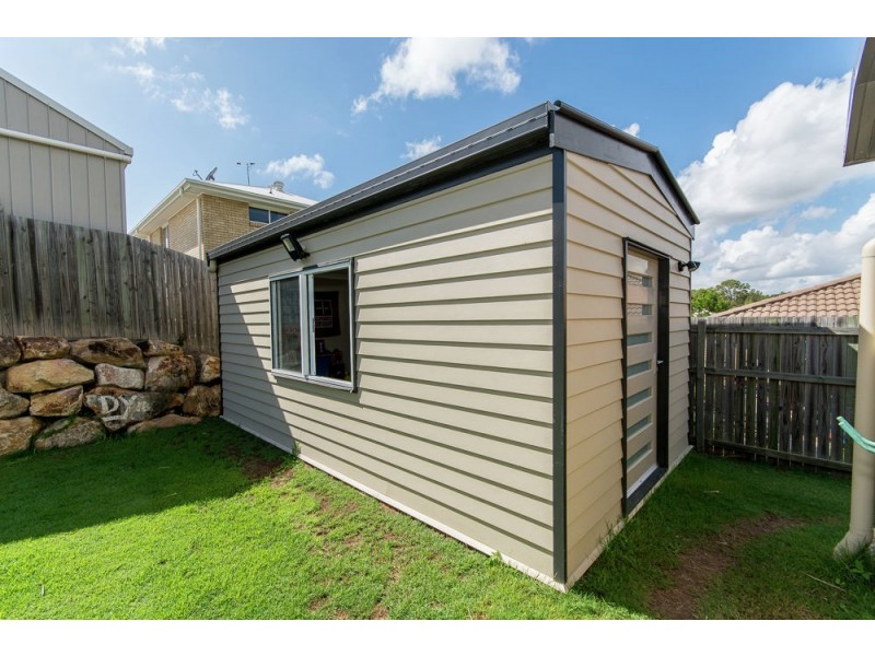 15 Stirling Esplanade, Griffin QLD 4503