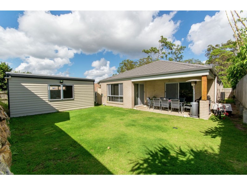 15 Stirling Esplanade, Griffin QLD 4503