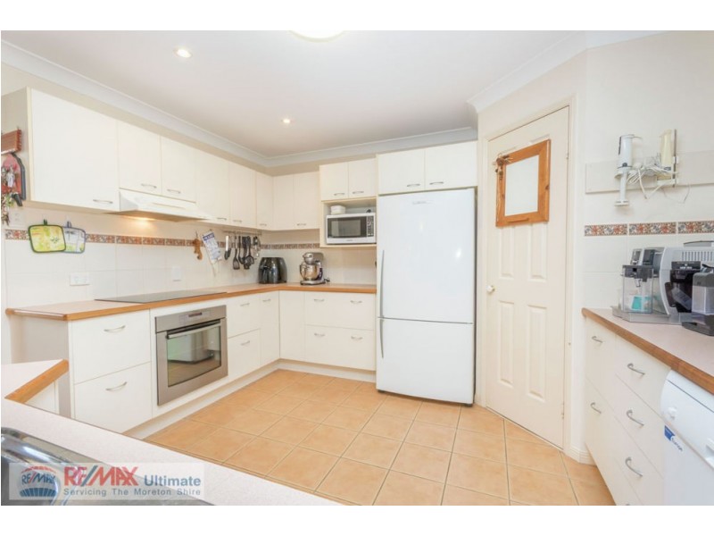 30 Wimbledon Drive, Morayfield QLD 4506