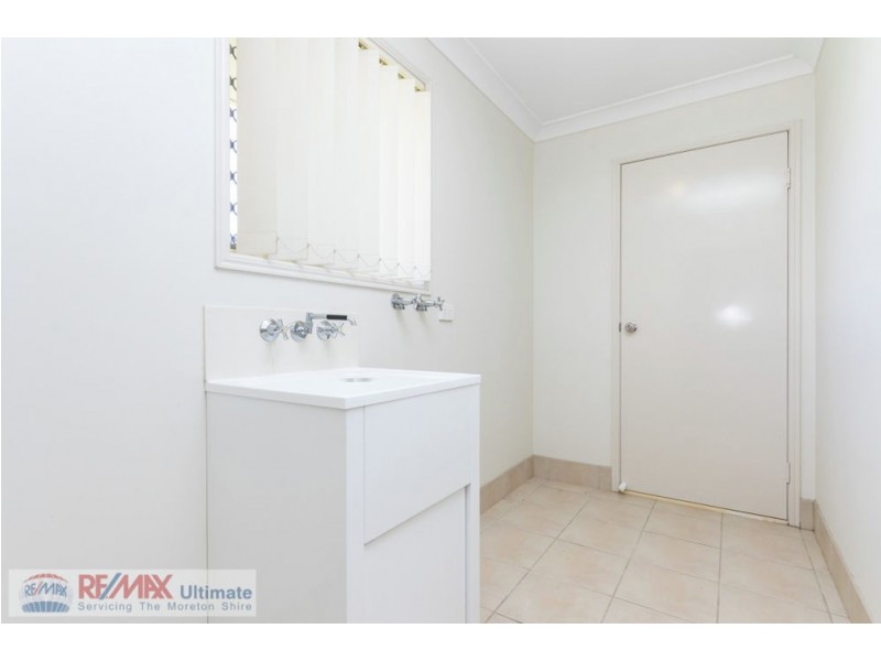 12 Evert Court, Morayfield QLD 4506