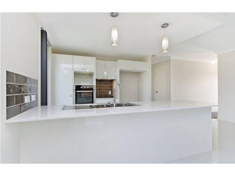 82 Hodgeskin Street, Caboolture QLD 4510
