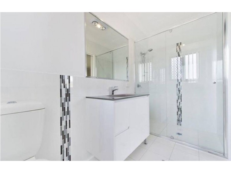 82 Hodgeskin Street, Caboolture QLD 4510