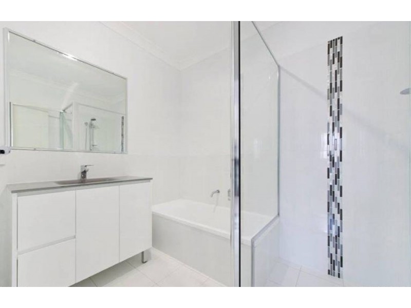 82 Hodgeskin Street, Caboolture QLD 4510