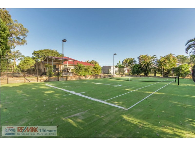 307 Oakey Flat Road, Morayfield QLD 4506