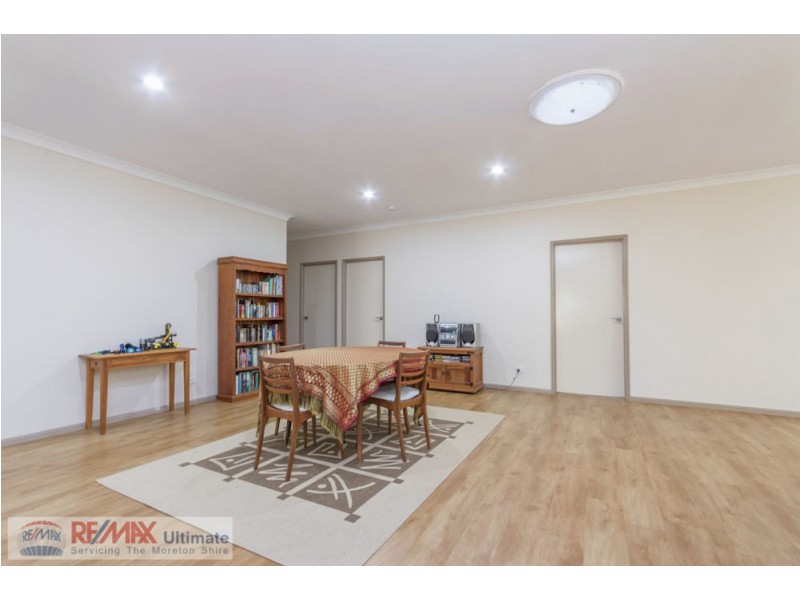 307 Oakey Flat Road, Morayfield QLD 4506