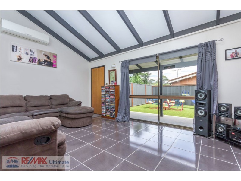 9 Elgata Street, Petrie QLD 4502