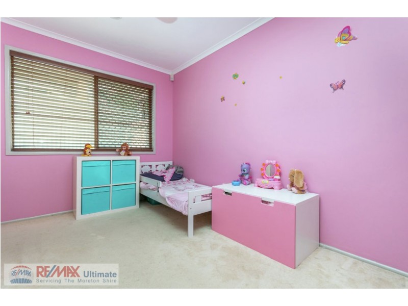 9 Elgata Street, Petrie QLD 4502