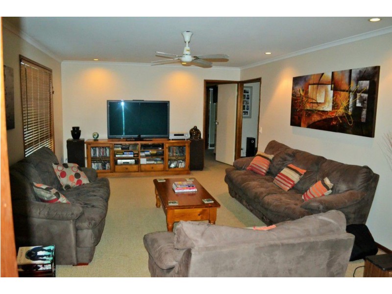 27 Homestead Road, Morayfield QLD 4506