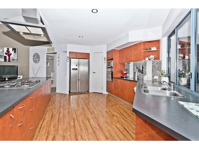 9 Ladners Court, Petrie QLD 4502