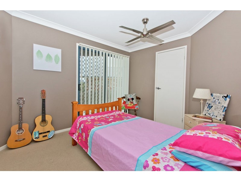 9 Ladners Court, Petrie QLD 4502