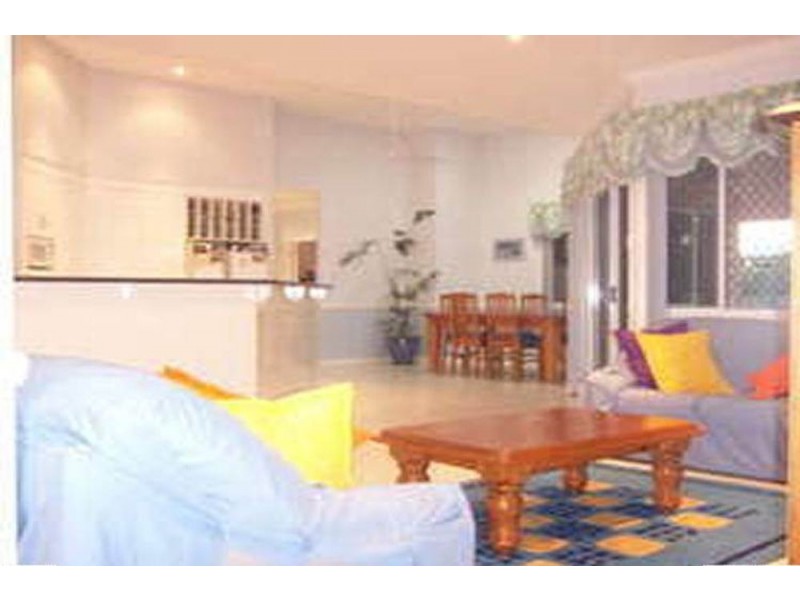 15 Camarsh Drive, Murrumba Downs QLD 4503