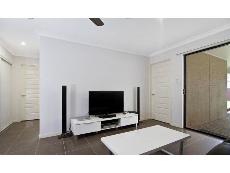 16 Miers Crescent, Murrumba Downs QLD 4503