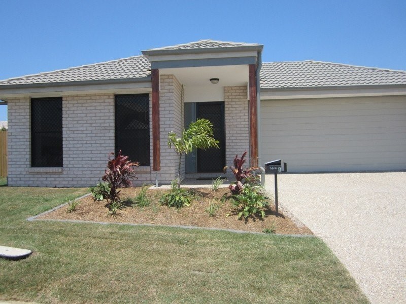 8 Palmer Street, North Lakes QLD 4509