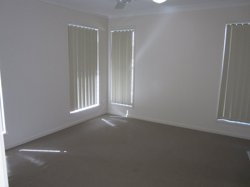 8 Palmer Street, North Lakes QLD 4509