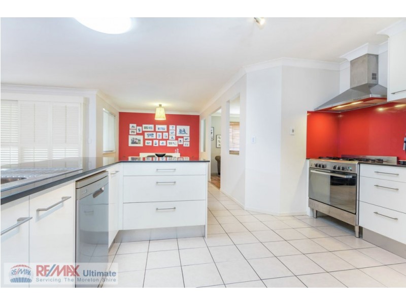 92 Pine River Drive, Murrumba Downs QLD 4503