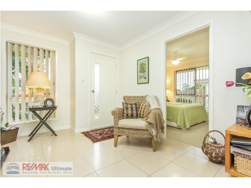 7/12 Second Avenue, Beachmere QLD 4510