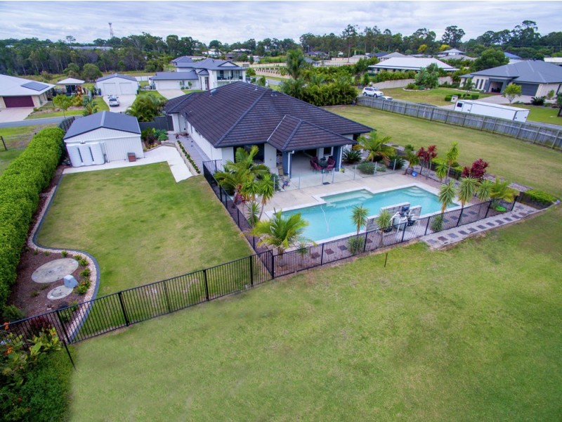 1 Mecklem Court, Ningi QLD 4511