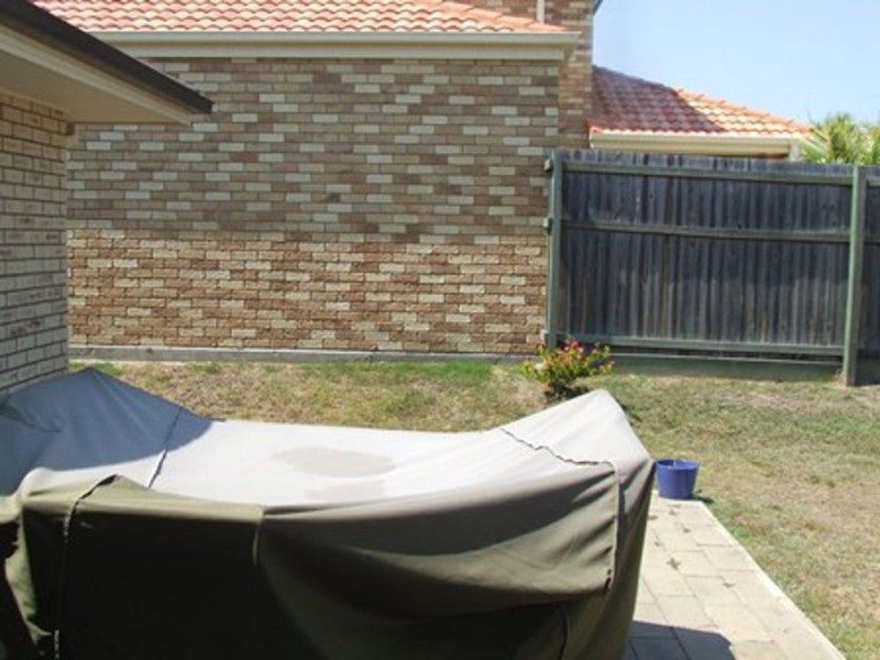 25 Whitfield Crescent, North Lakes QLD 4509