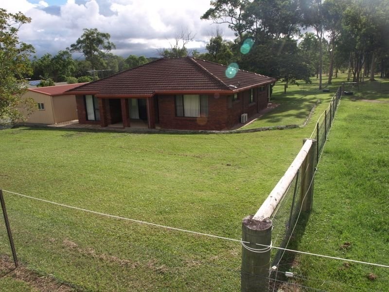 77 Boden Rd, Wamuran QLD 4512