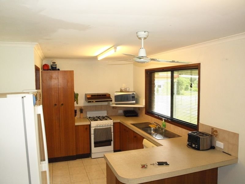77 Boden Rd, Wamuran QLD 4512