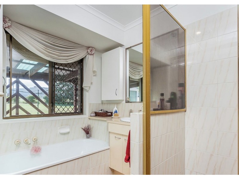 5 Cutler Court, Morayfield QLD 4506