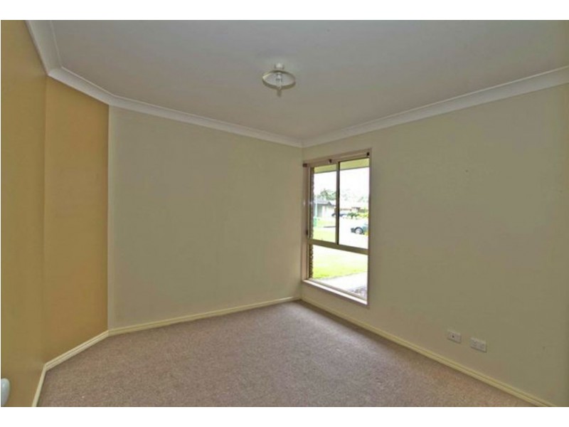 23 Sutherland Crescent, Morayfield QLD 4506