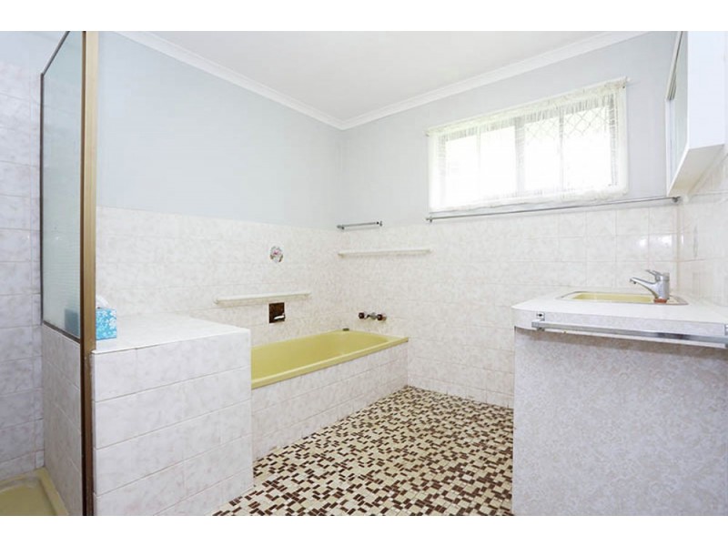 141 Caboolture River Road, Morayfield QLD 4506