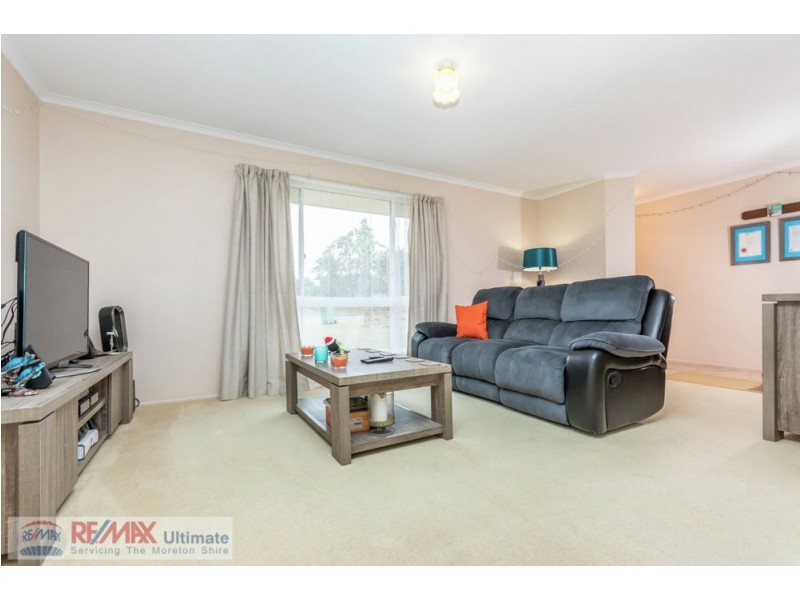 6 Waratah Way, Morayfield QLD 4506