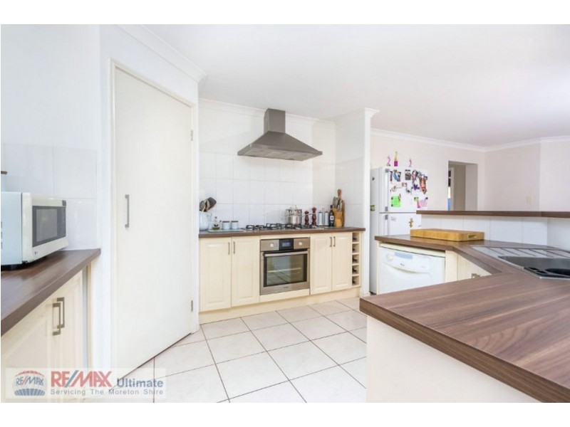 6 Peron Crescent, North Lakes QLD 4509