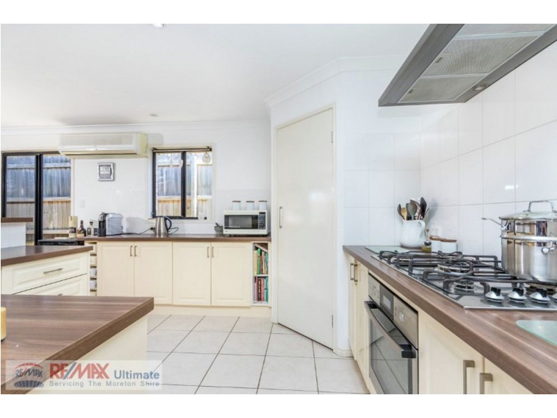 6 Peron Crescent, North Lakes QLD 4509