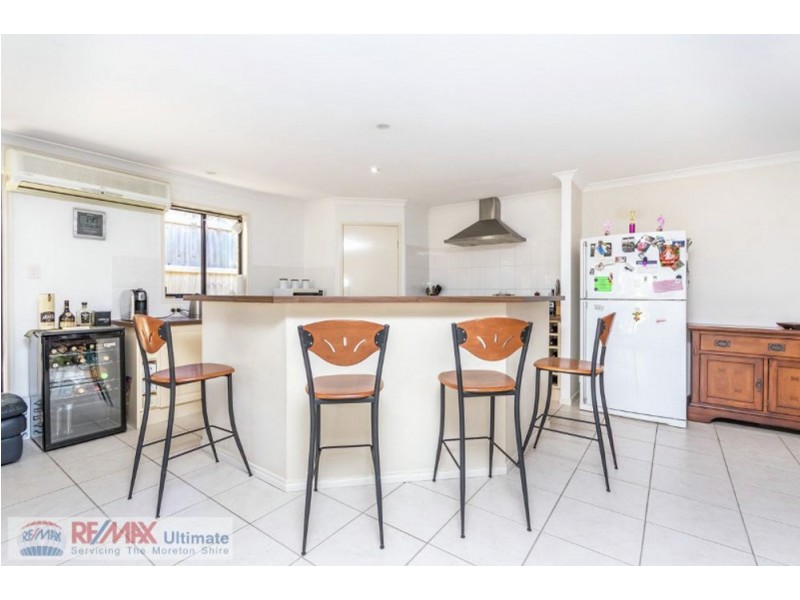 6 Peron Crescent, North Lakes QLD 4509