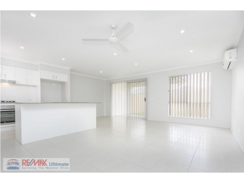 2/15 Coogera Court, Morayfield QLD 4506