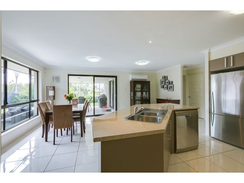 2 Bandicoot Street, Morayfield QLD 4506