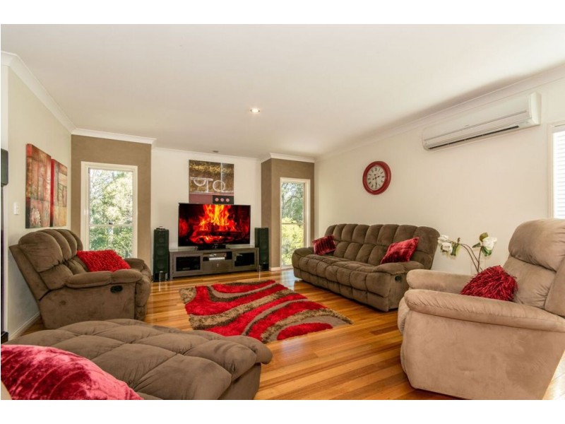 12 Pelican Close, Mango Hill QLD 4509