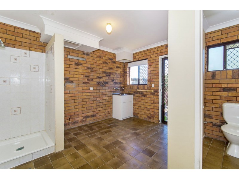 8 Norfolk Esplanade, Caboolture South QLD 4510