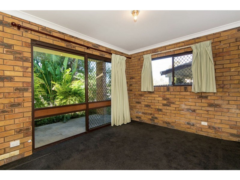 8 Norfolk Esplanade, Caboolture South QLD 4510