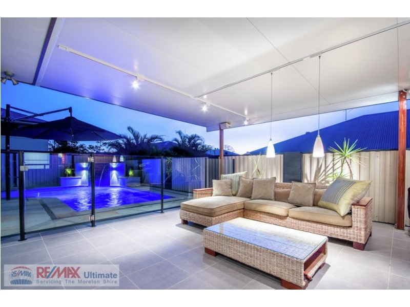 8 Baybreeze Crescent, Murrumba Downs QLD 4503