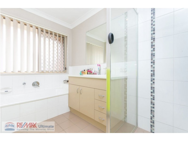 6 Lucke Court, Morayfield QLD 4506