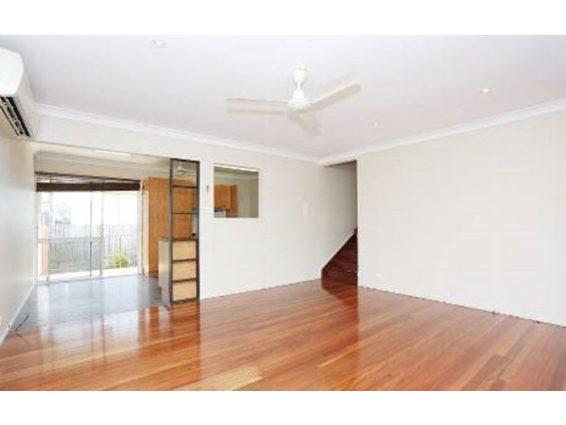 31 Peter Street, Strathpine QLD 4500