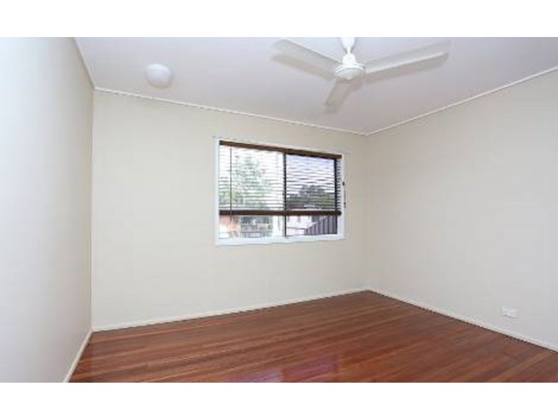 31 Peter Street, Strathpine QLD 4500
