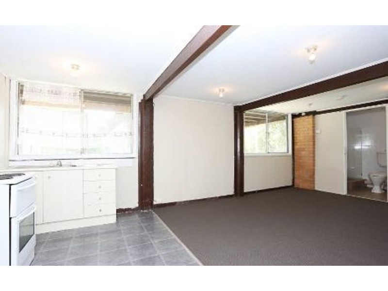31 Peter Street, Strathpine QLD 4500