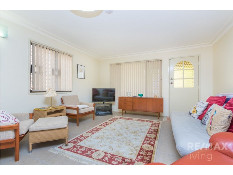 8 Timothy Esp, Beachmere QLD 4510