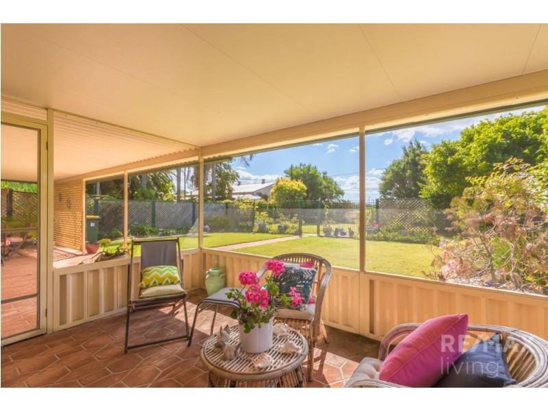 8 Timothy Esp, Beachmere QLD 4510