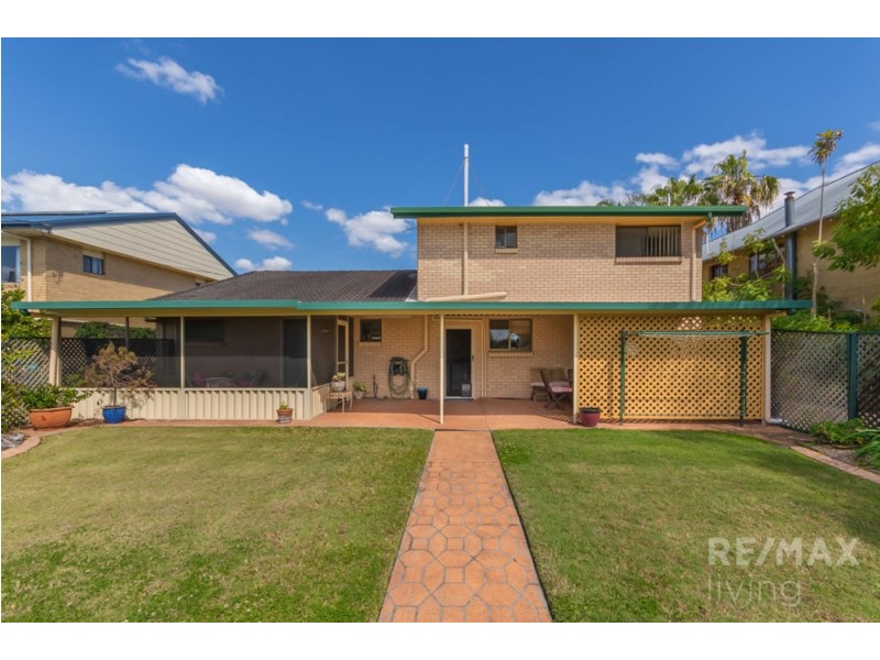 8 Timothy Esp, Beachmere QLD 4510