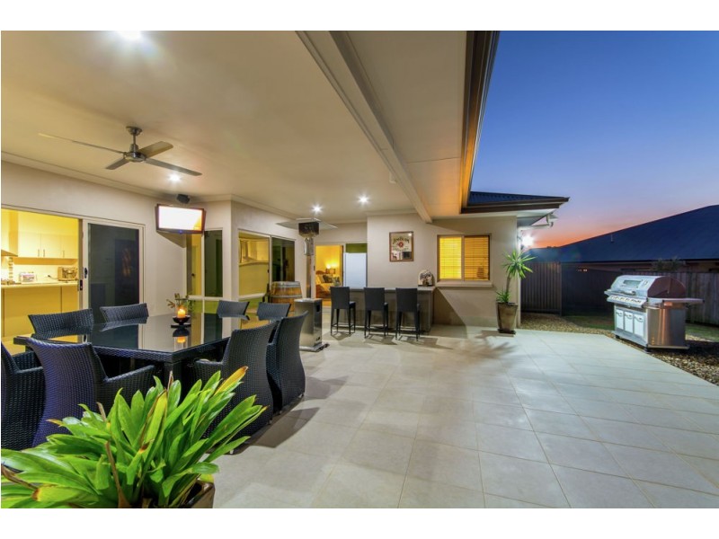 10 Orla Court, Murrumba Downs QLD 4503