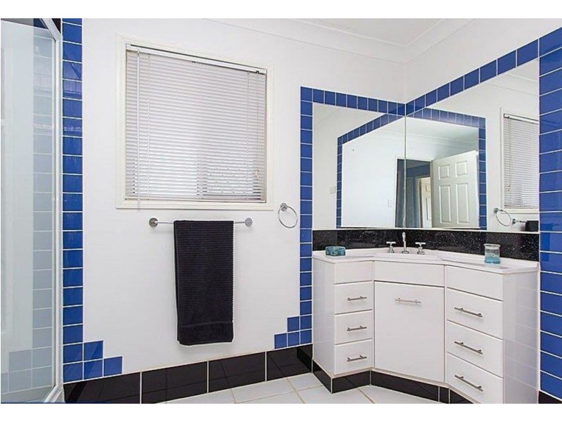 16 Hickory Drive, Narangba QLD 4504