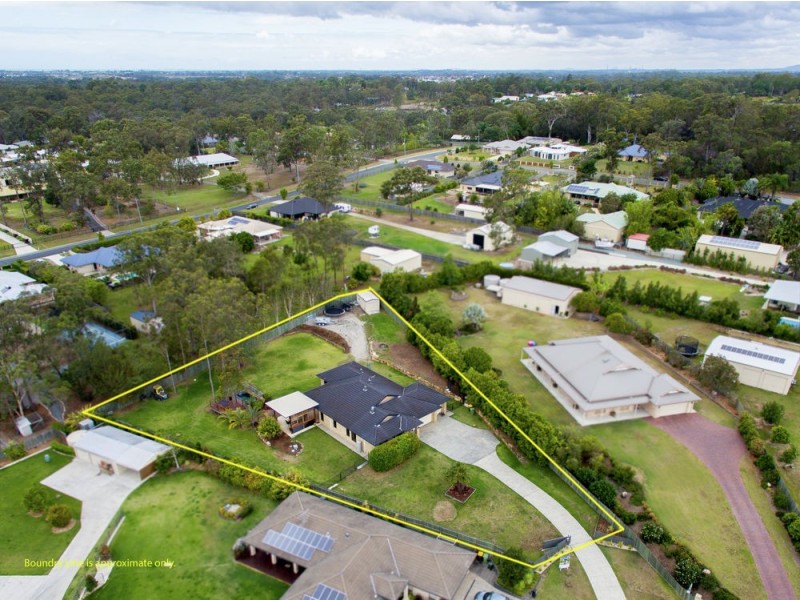 6 Lucy Court, Narangba QLD 4504