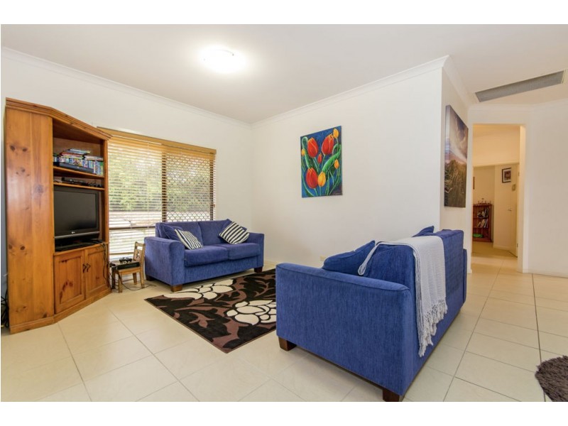 6 Lucy Court, Narangba QLD 4504