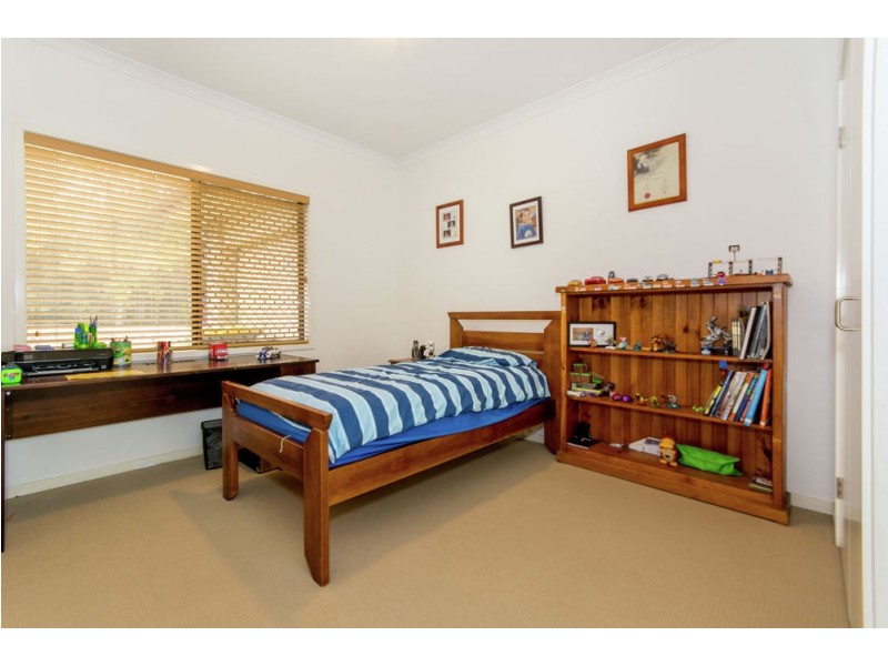 6 Lucy Court, Narangba QLD 4504